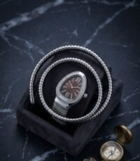 Women's Analog Crystal Oval Dial Bangle Watch - Image 2