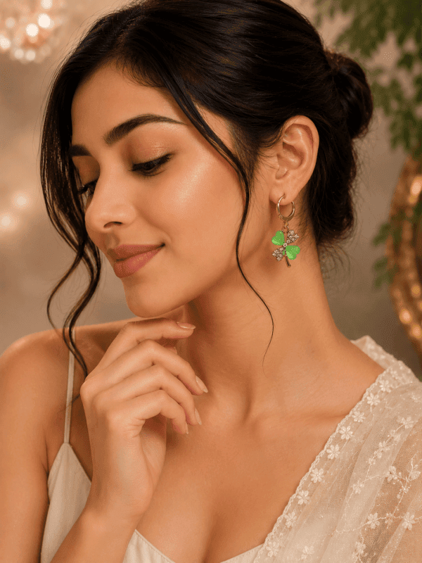 Leenzara Clovers Charm Hoop Earrings(Green) - Image 2