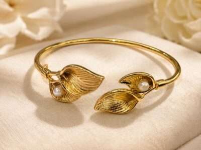 Golden Pearl Leaf Bracelet