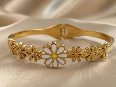 Golden White Floral Bracelet