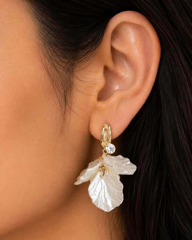 Leenzara Flower Tassel Earrings - Image 2