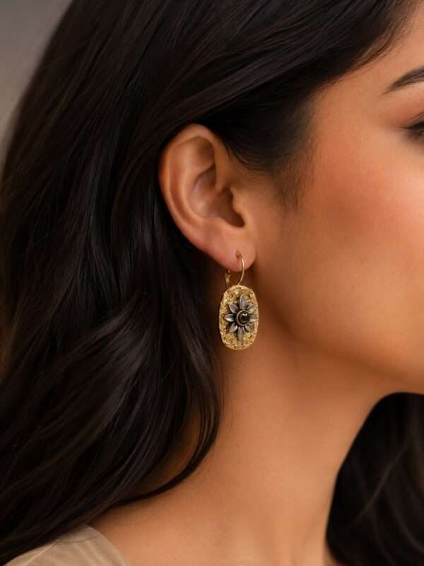 Vintage Rustic Earrings - Image 3