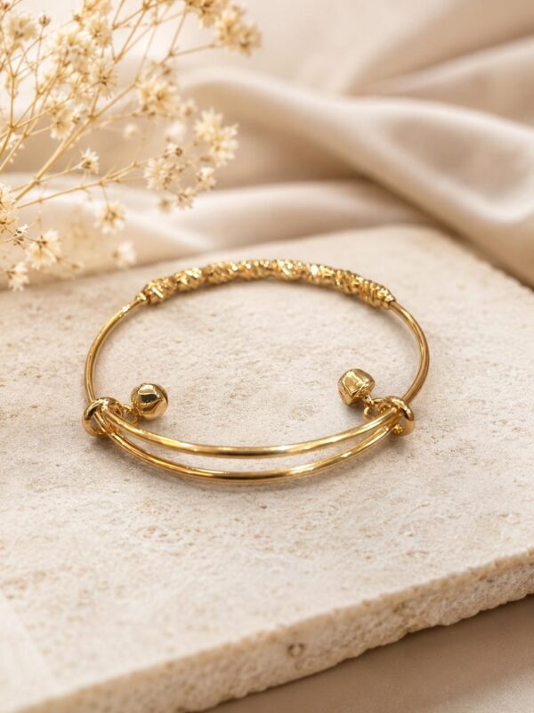 Leenzara Charm Gold Plated Bracelet