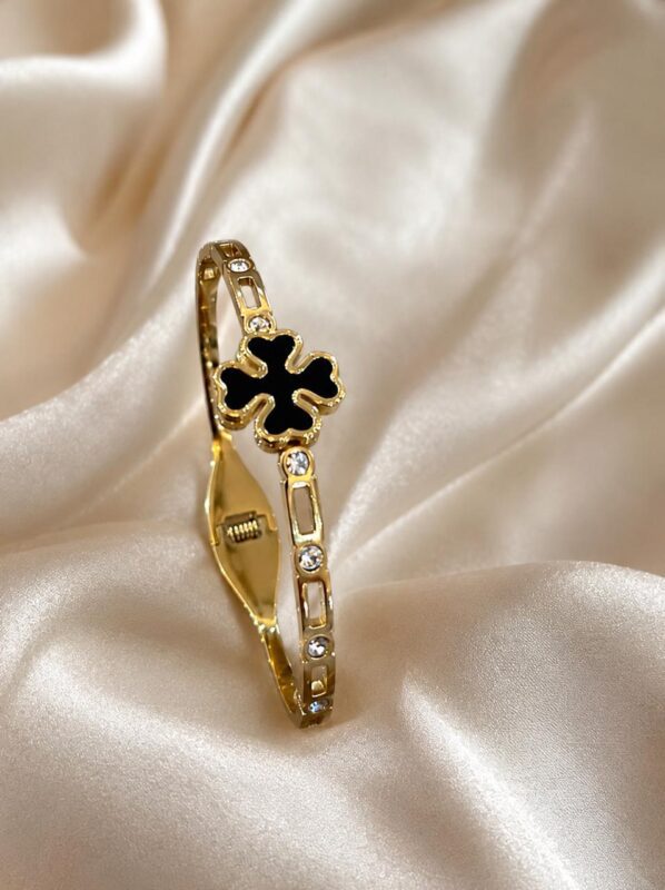 Black Clover Gold Bracelet - Image 2