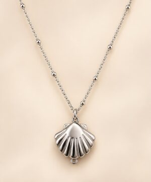 Silver Seashell Pendant Necklace | Leenzara Jewels - Image 3