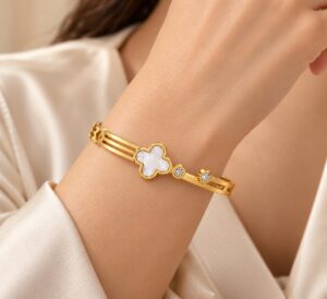 Leenzara Golden Clover Crystal Bangle Bracelet - Image 3